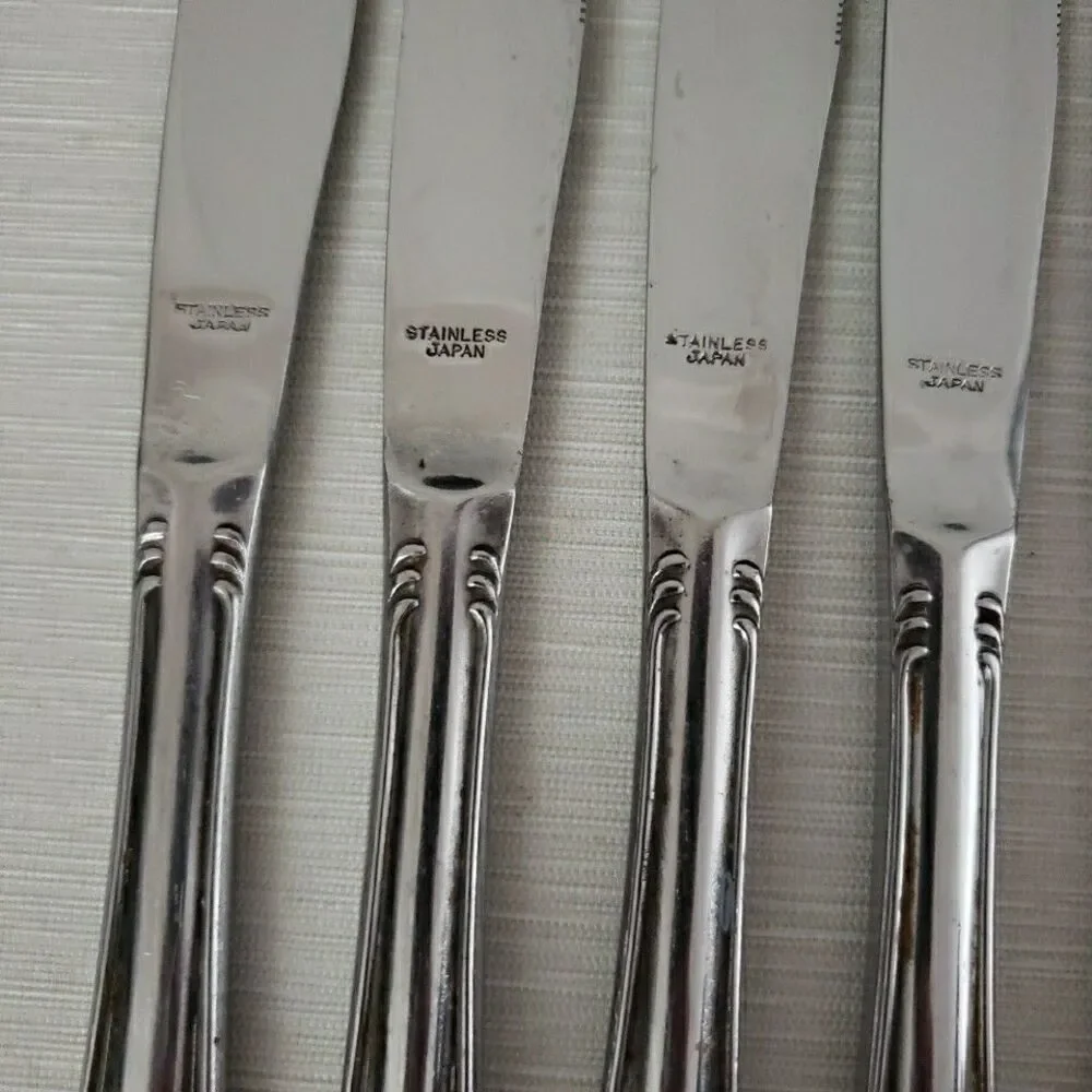 Columbia Stainless Dinner Knives Beaded Floral 8.5